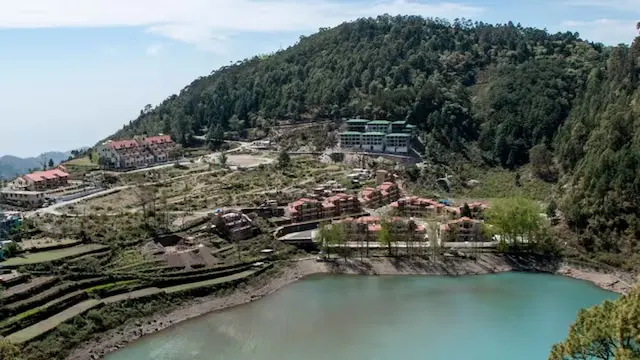No 7. Nainital | Primarily a winter getaway, Nainital is located 287 km from Delhi and attracts travellers with its tranquil lakes, lush green landscapes, and scenic viewpoints, providing a serene retreat from the hustle and bustle of city life.