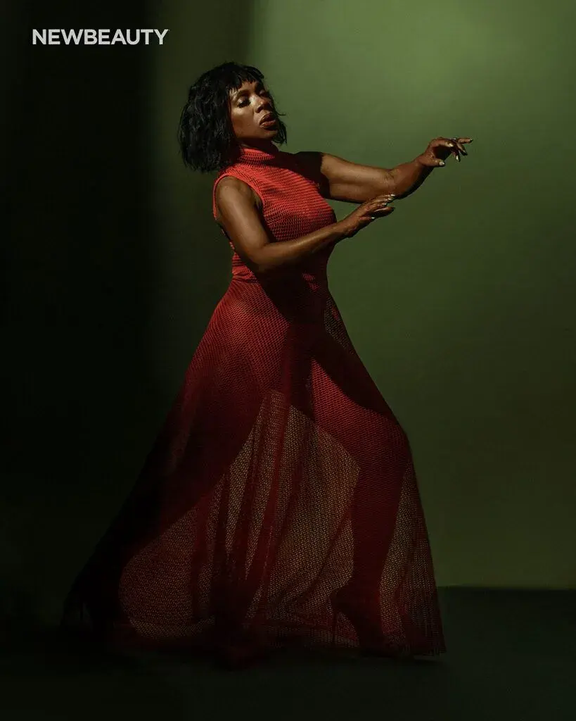 Sheryl Lee Ralph red dress