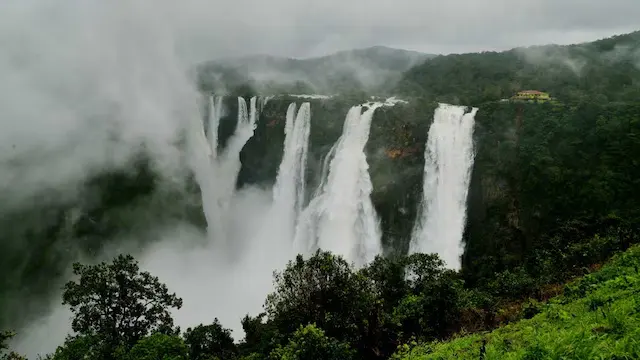 No 4. Jog Falls | A renowned waterfall, Jog Falls is a fantastic option for those in Bengaluru seeking a quick escape during the monsoon. The majestic cascade leaves an unforgettable impression on its viewers.