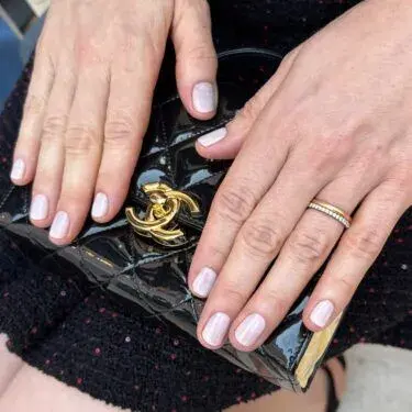 White short nails