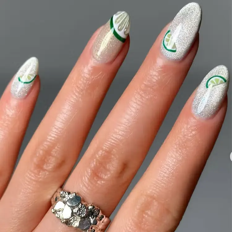 Gin and tonic nails