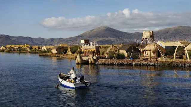 Uros Island, Peru: The Uros community resides on artificial islands crafted from totora reeds in Lake Titicaca, needing constant replenishment to avoid sinking. This unique floating civilization includes schools and churches all built from reeds. This resilient plant is utilized for constructing boats, homes, roofs, mattresses, and more. It's an ideal location for those eager to explore distinctive cultures and customs.