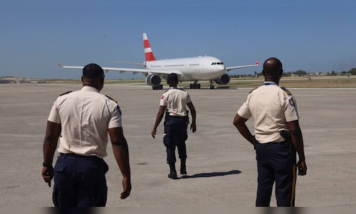 Domestic air travel in Haiti restarts following a pause caused by gangs in November 2024.