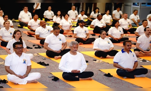 Global Yoga Day 2025 | Reasons to Begin Practicing Yoga and 10 Daily Benefits