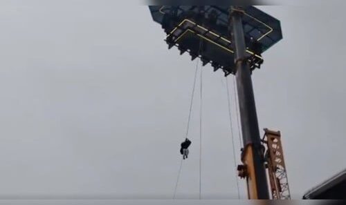 Tourists Trapped in Elevated Dining Venue in Kerala Saved