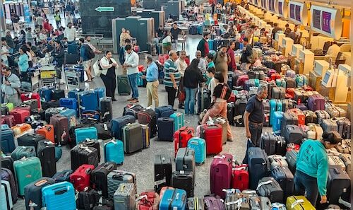 Aviation Ministry Limits Airfares to Shield Passengers from Price Increases Following IndiGo Service Interruptions