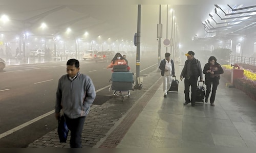 Delhi Airport Update: More than 27 Flights Canceled and Numerous Delays on December 18 due to Heavy Fog