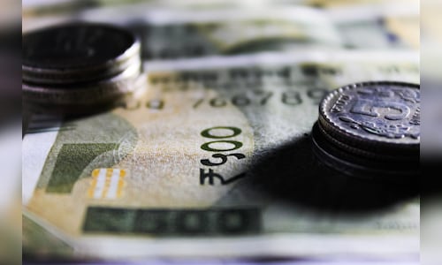 Dubai and Vietnam Top Last-Minute Winter Getaways for Indians as Rupee Declines and Brief Vacations Become Trendy