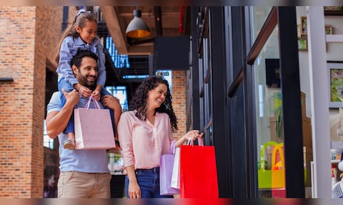 Indian Travelers Among Top Spenders on Luxury Items in Singapore