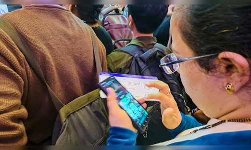 Ministry of Civil Aviation Directs IndiGo to Process Refunds and Return Baggage for Cancelled Flights Within 48 Hours Amid Ongoing Issues