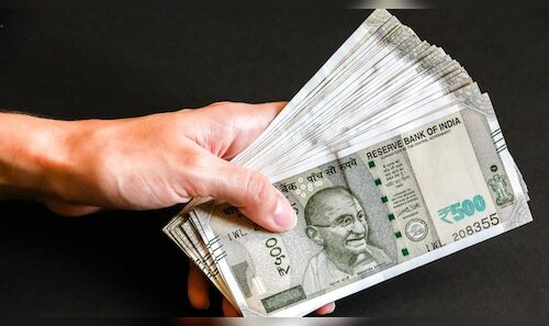 Experts report that extended weekends boost consumer spending on quick trips.