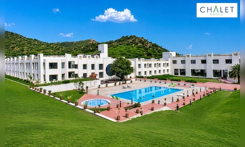 Chalet Hotels to Purchase Seasons Hotels for ₹171 Crore; Udaipur Resort Set for Renovation