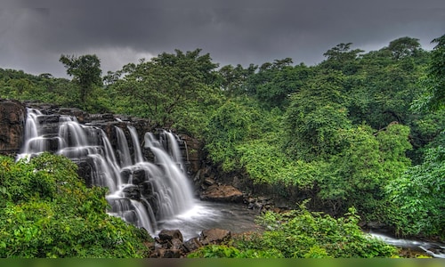6 Breathtaking Waterfalls in India to Experience in the Monsoon Season
