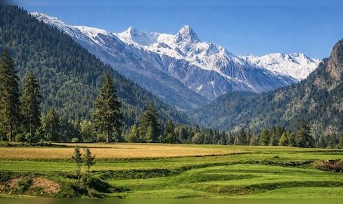 Military and Administration Introduce Tourism Website and Magazine for North Kashmir