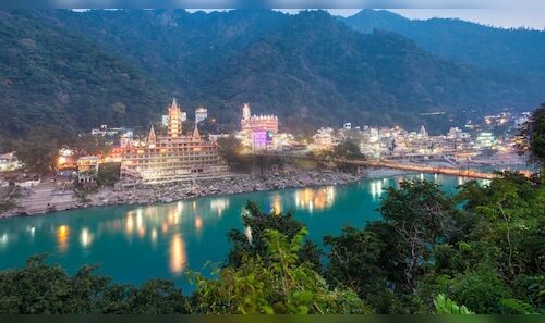 Officials Implement Multi-Layered Weekend Traffic Strategy for Mussoorie and Rishikesh Due to Surge in Tourists