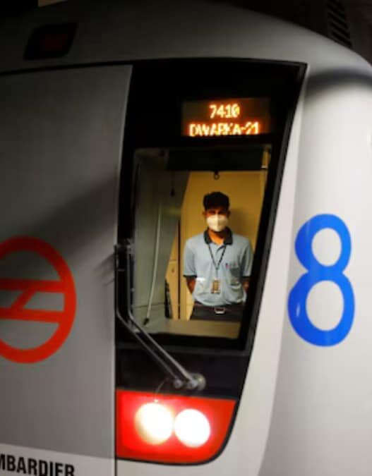 DMRC to Introduce In-Train Audio Advertisements on Four Metro Lines