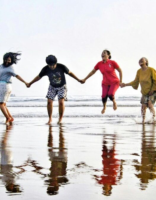 Friendship Day 2026: Top 10 Getaway Spots for Friends, from Goa to Leh-Ladakh