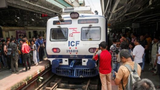 Mumbai Local Trains: 10 Suburban Lines Enhanced with 15-Car Coaches; Review Routes and Schedules