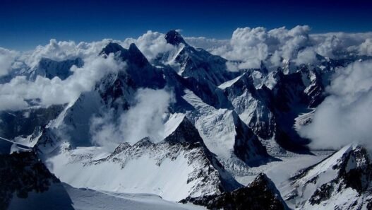 Avalanche on Broad Peak: Eight of the Most Treacherous Mountains Climbers Dread Beyond Everest
